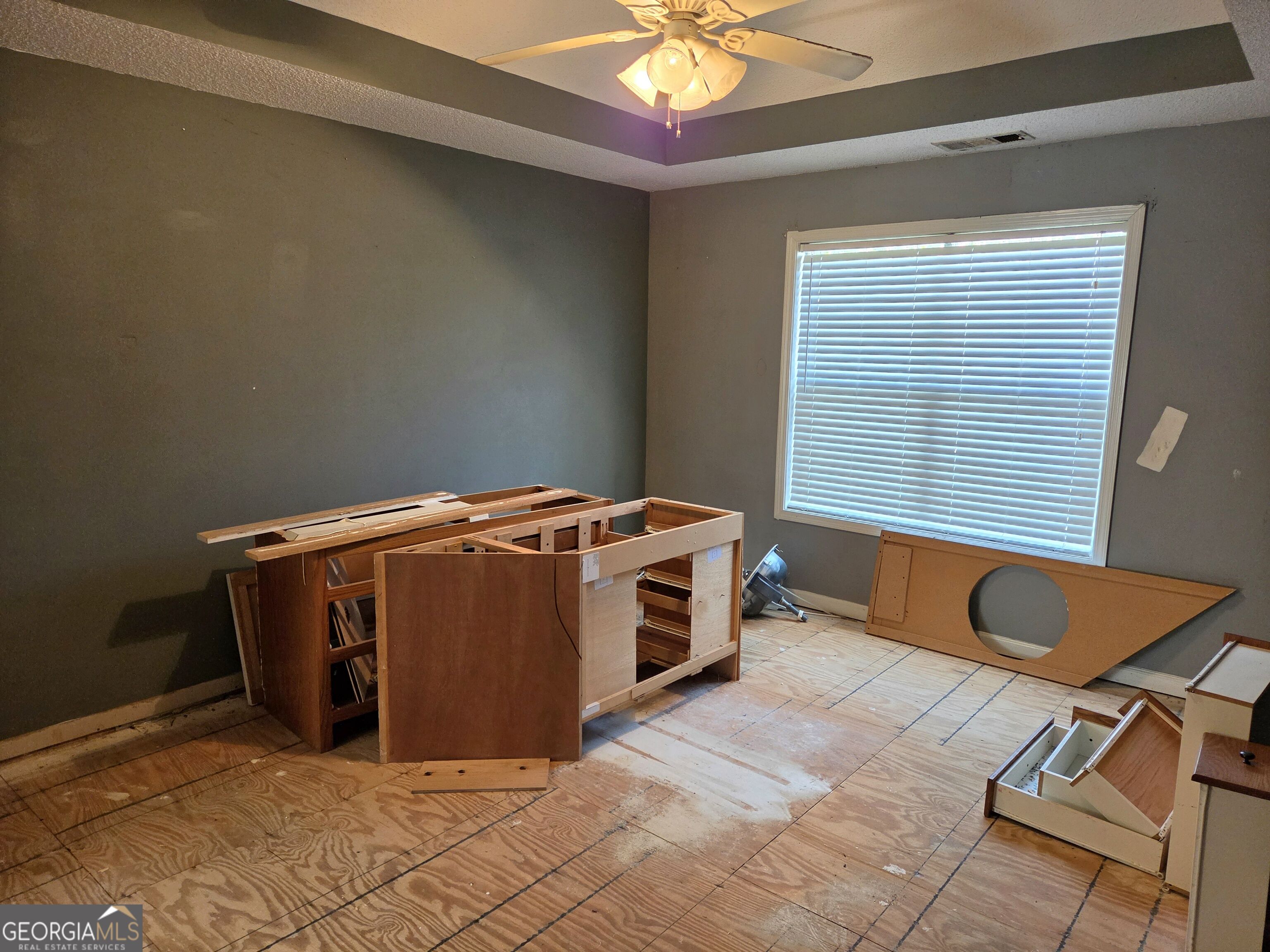 309 Madison Avenue Property Photo 9