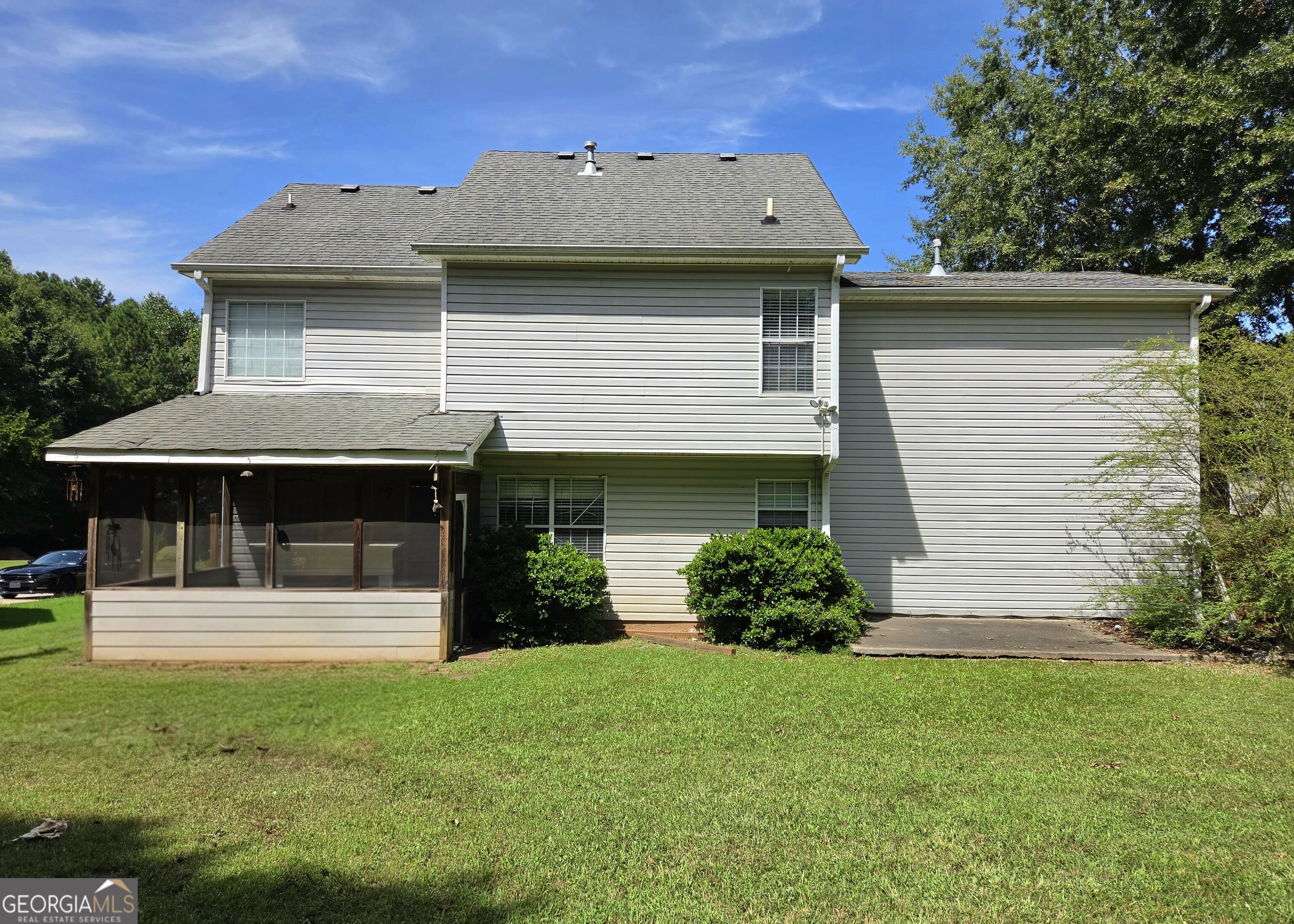 309 Madison Avenue Property Photo 12