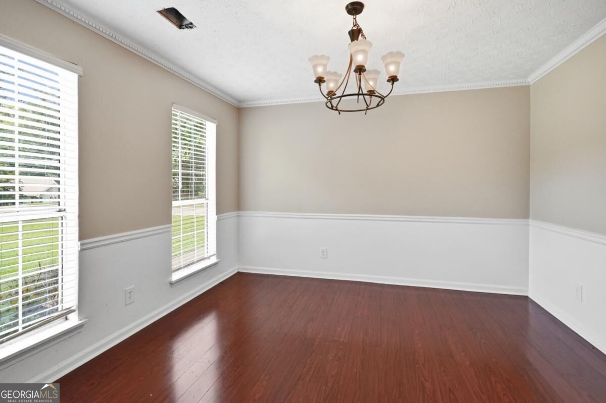 5785 Shoal Creek Drive Property Photo 14