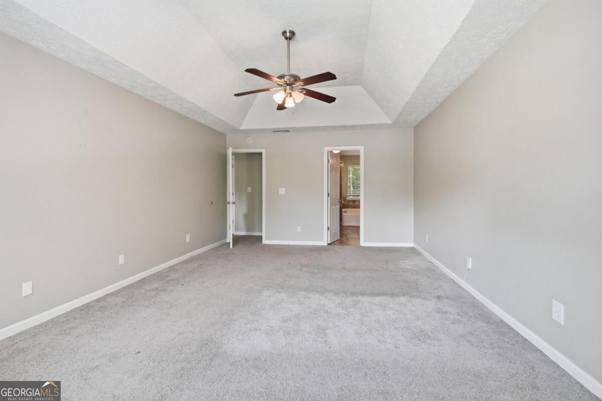 5785 Shoal Creek Drive Property Photo 17