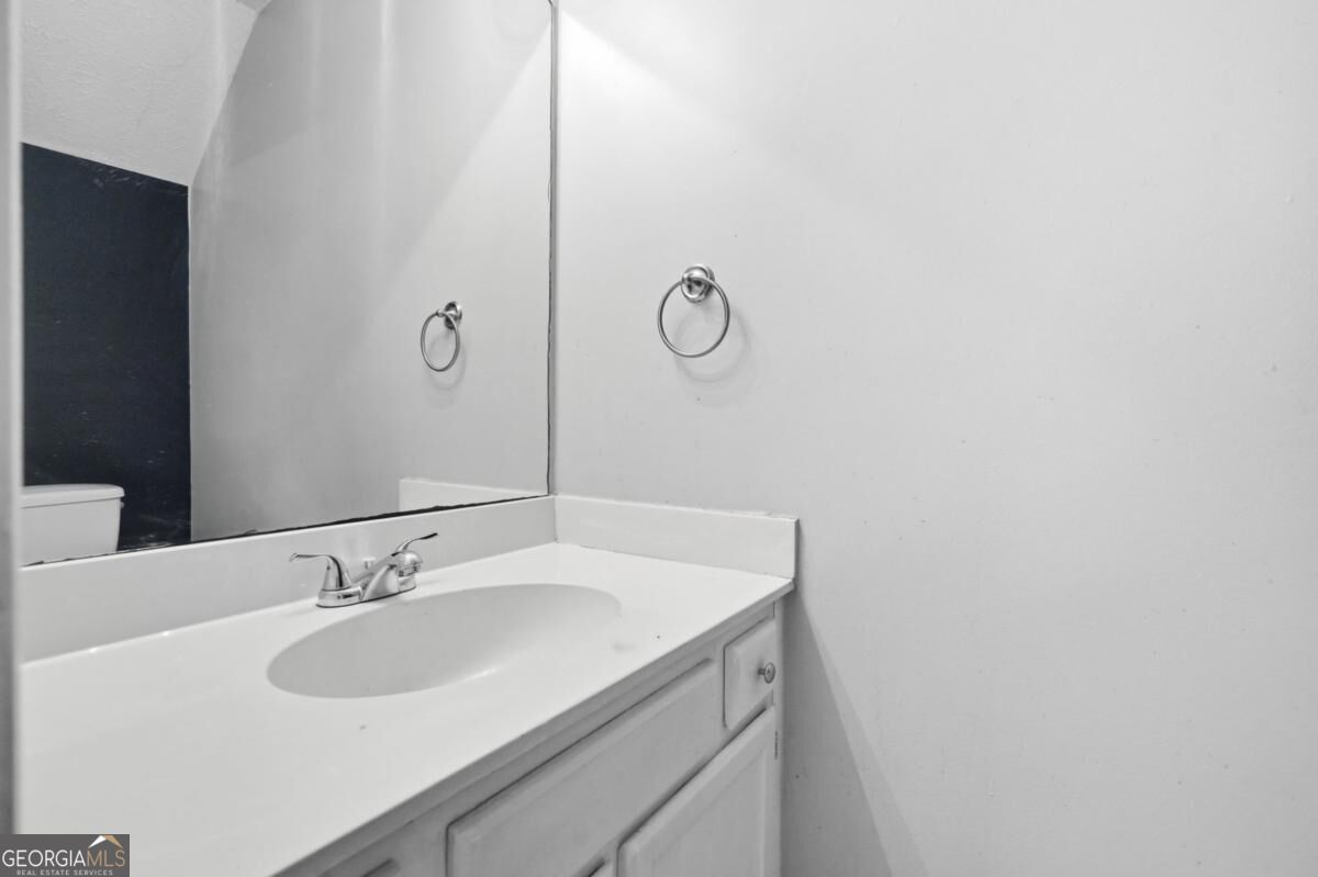 5785 Shoal Creek Drive Property Photo 28