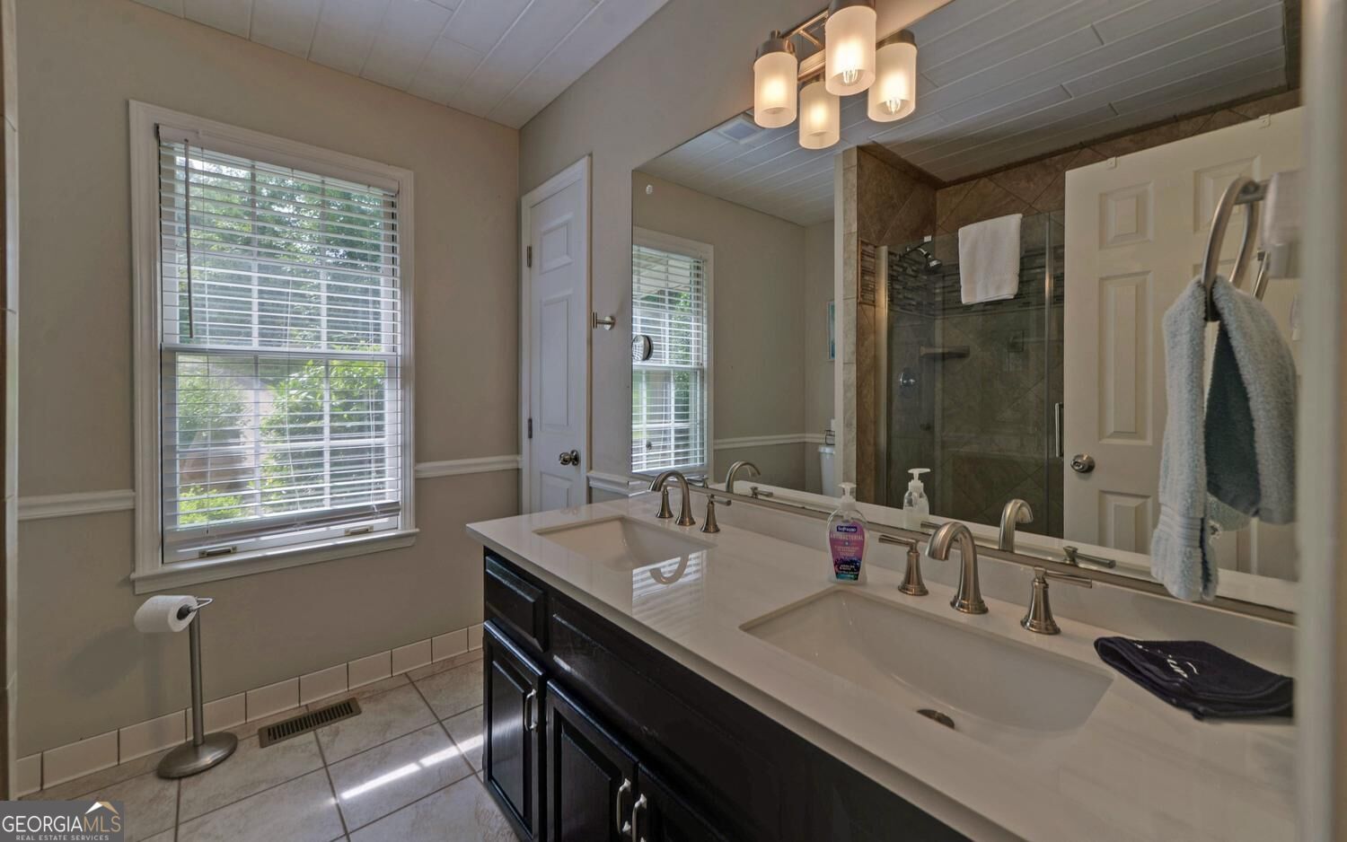 303 River Point Road Property Photo 14
