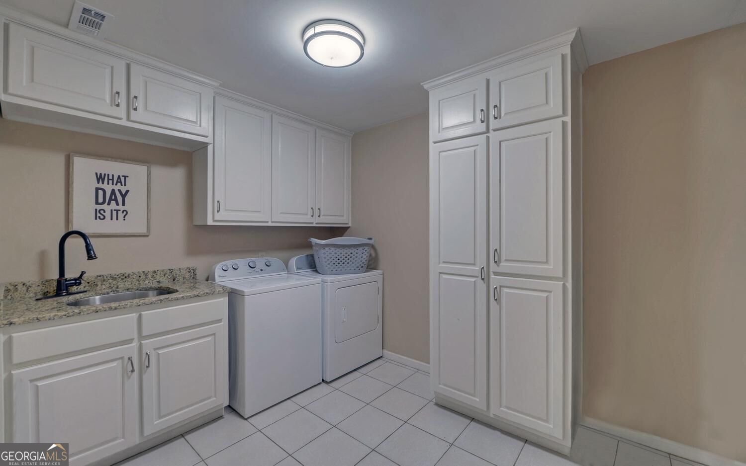 303 River Point Road Property Photo 29