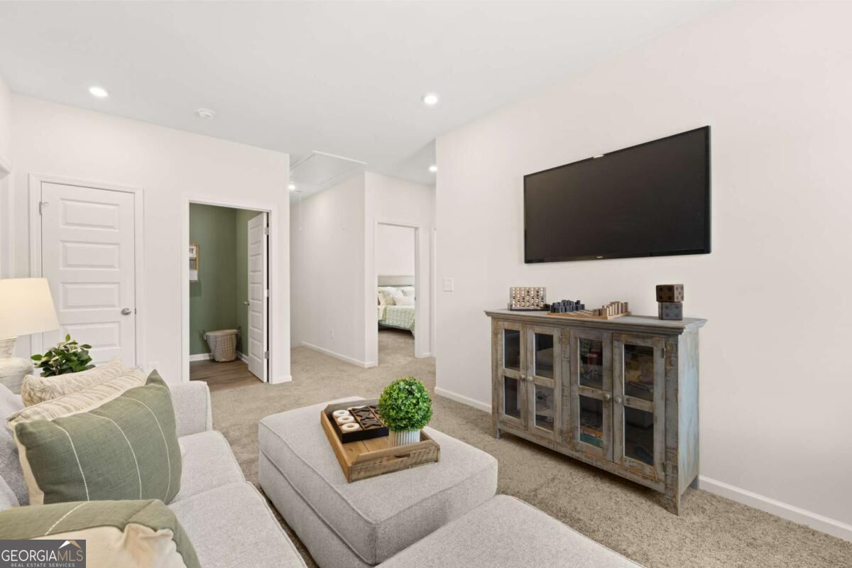 63 Southland Drive Property Photo 4