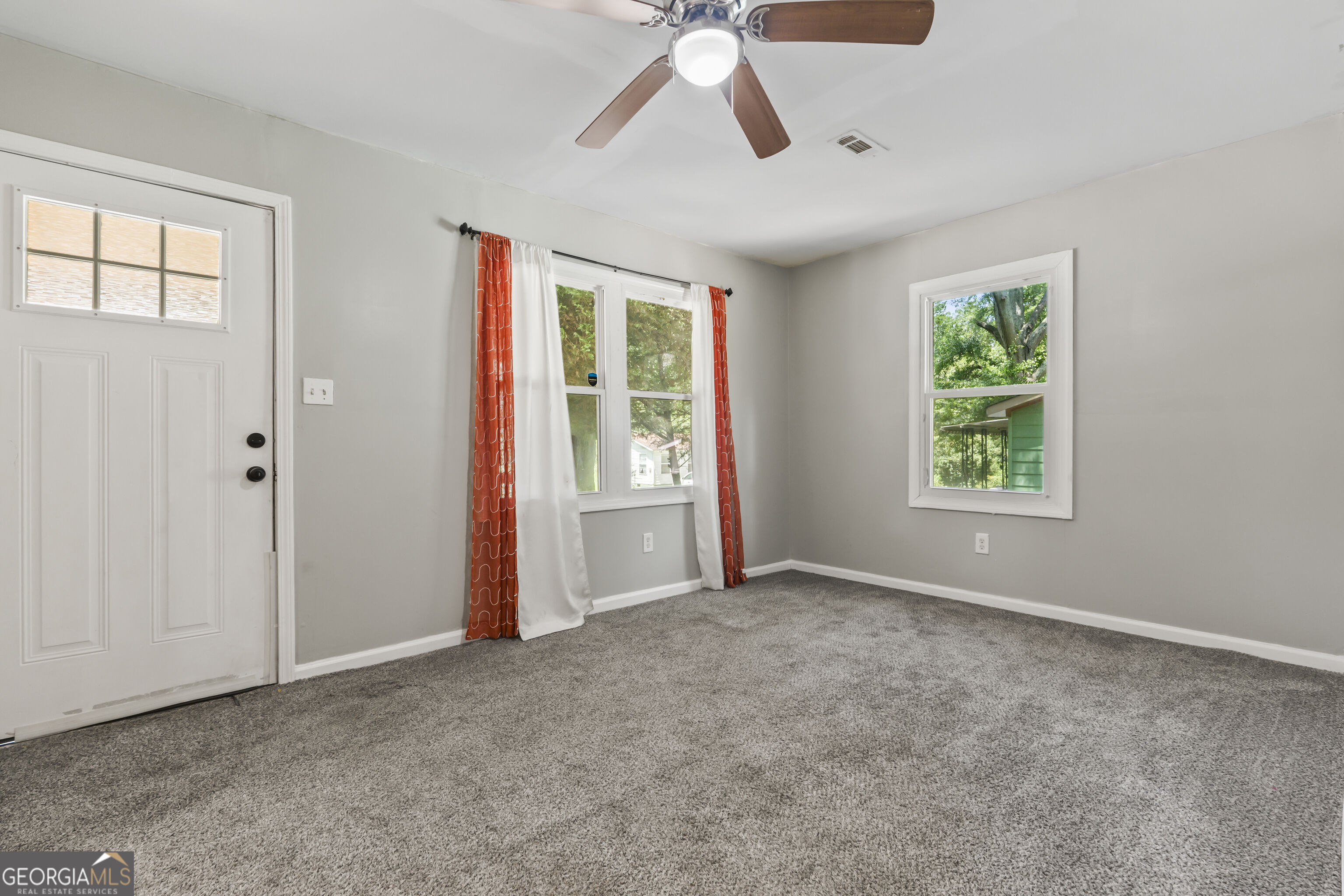 45 Domineck Street Property Photo 2