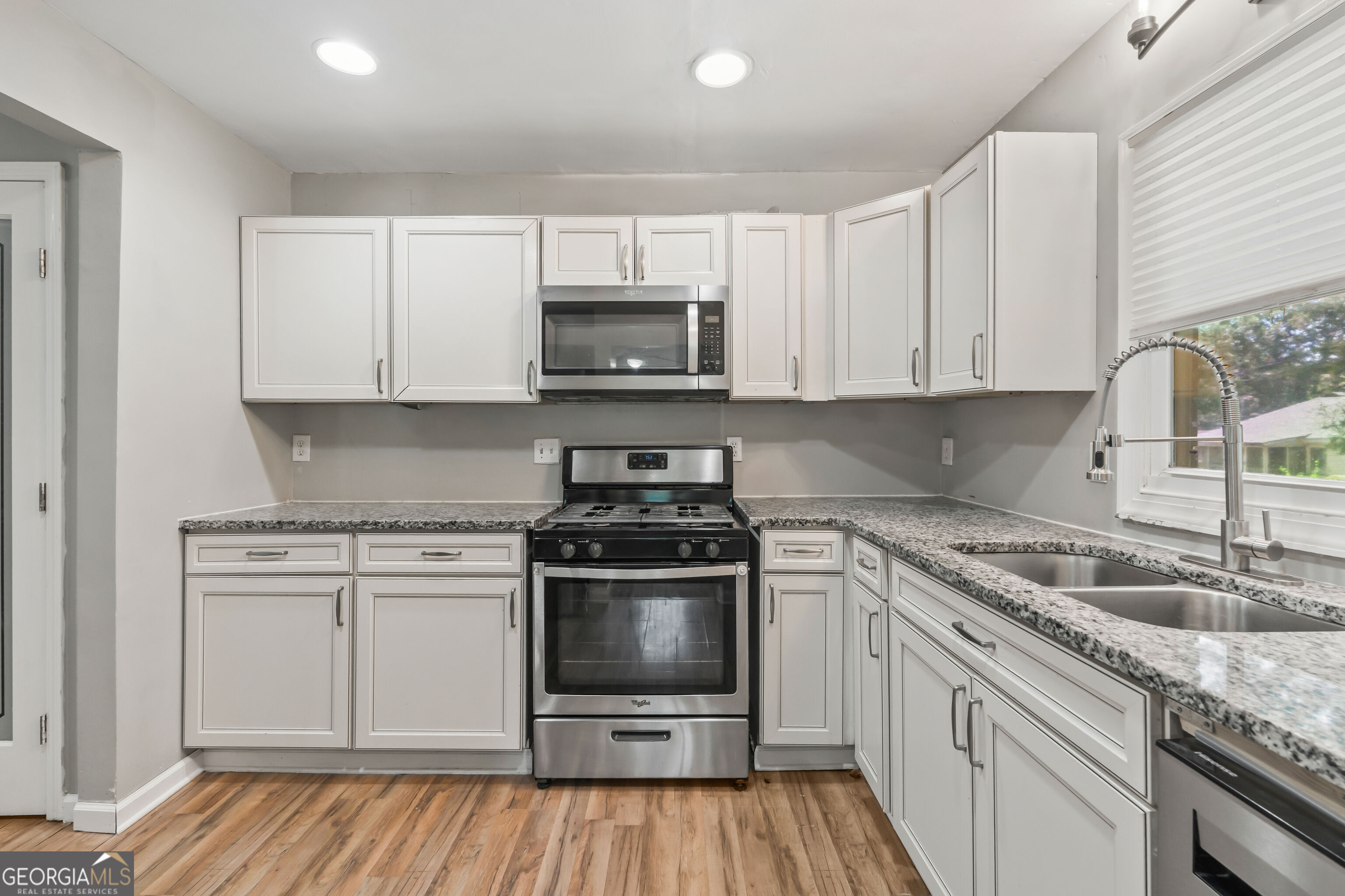 45 Domineck Street Property Photo 4