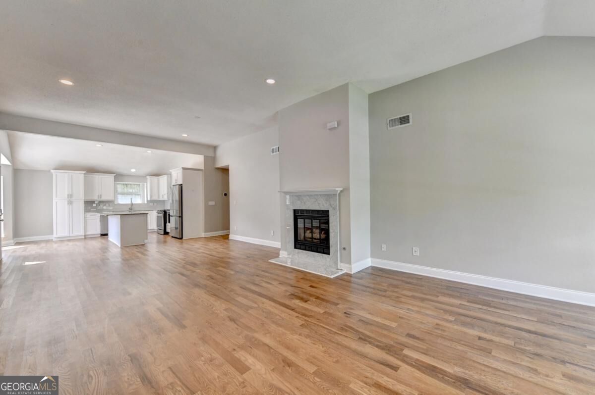10525 Willow Meadow Circle Property Photo 5