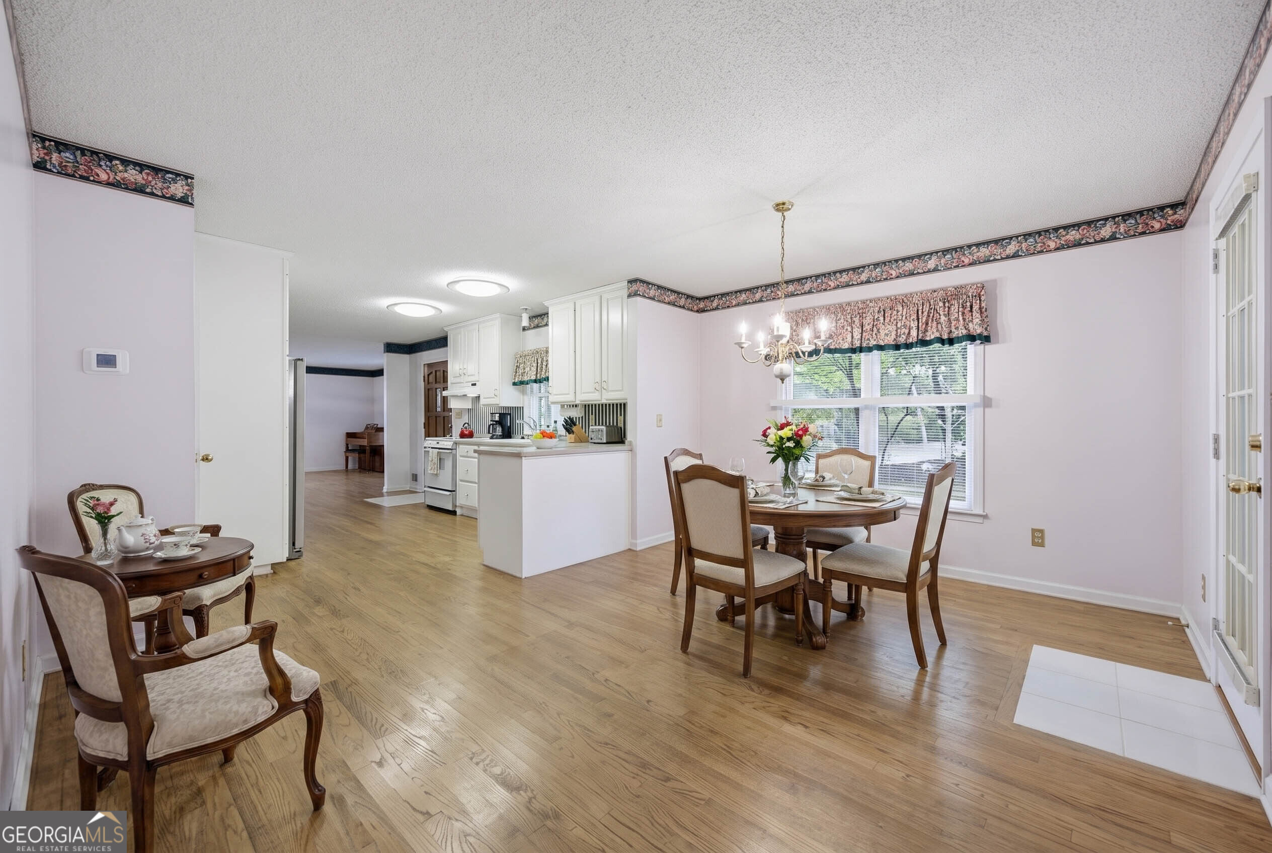 3655 Southlake Circle Property Photo 7
