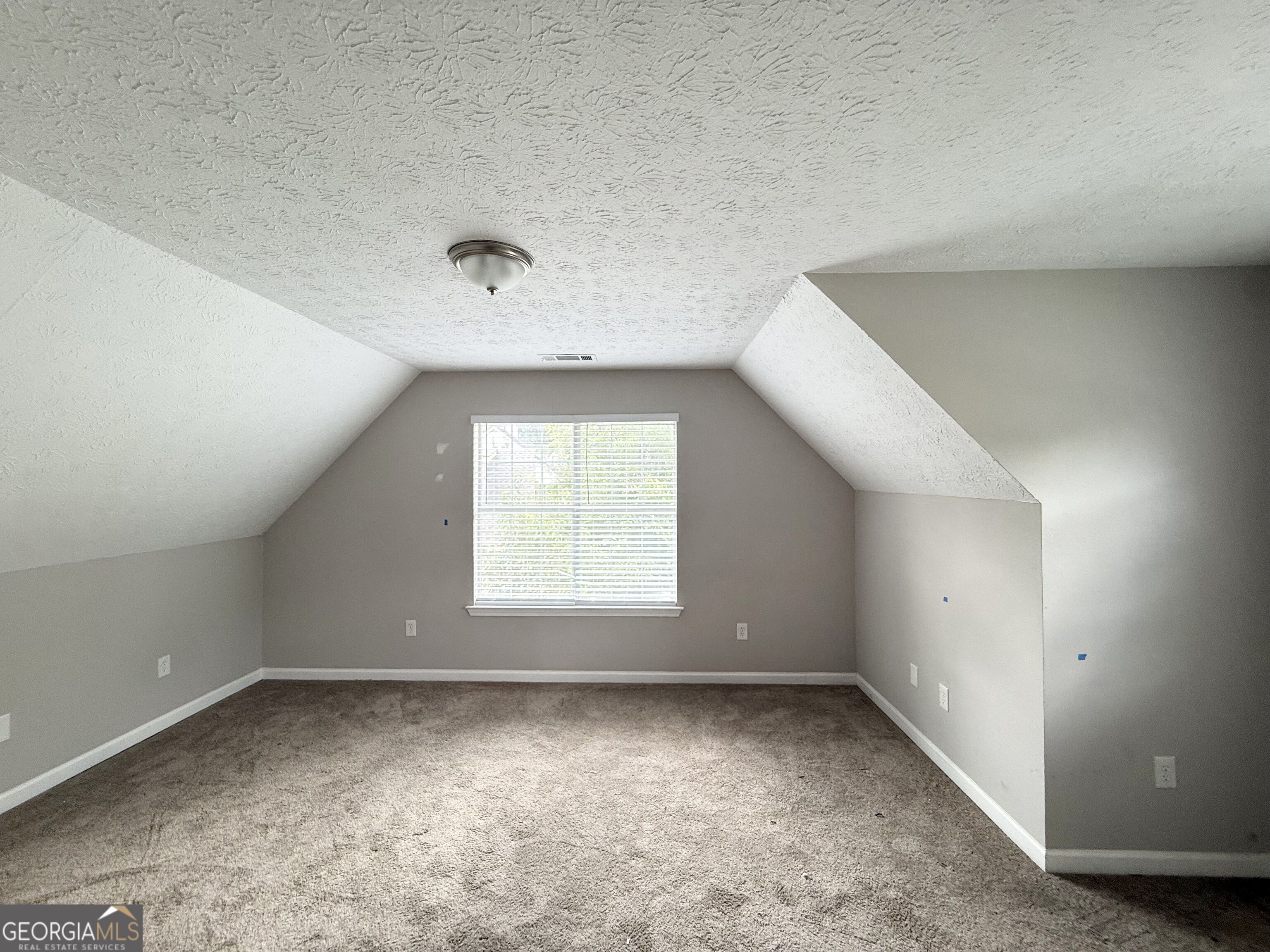 482 Waterfront Drive Property Photo 10