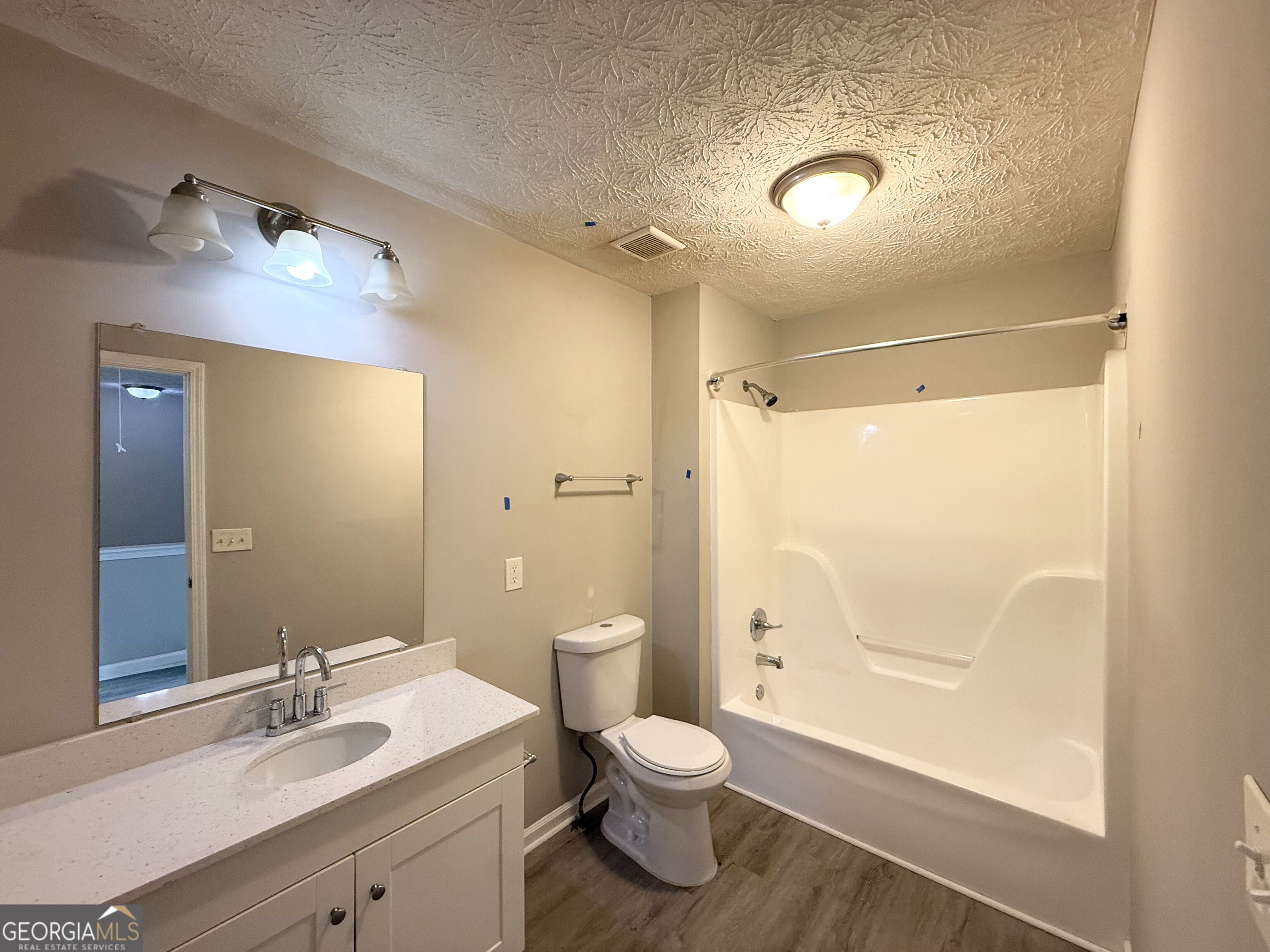 482 Waterfront Drive Property Photo 12