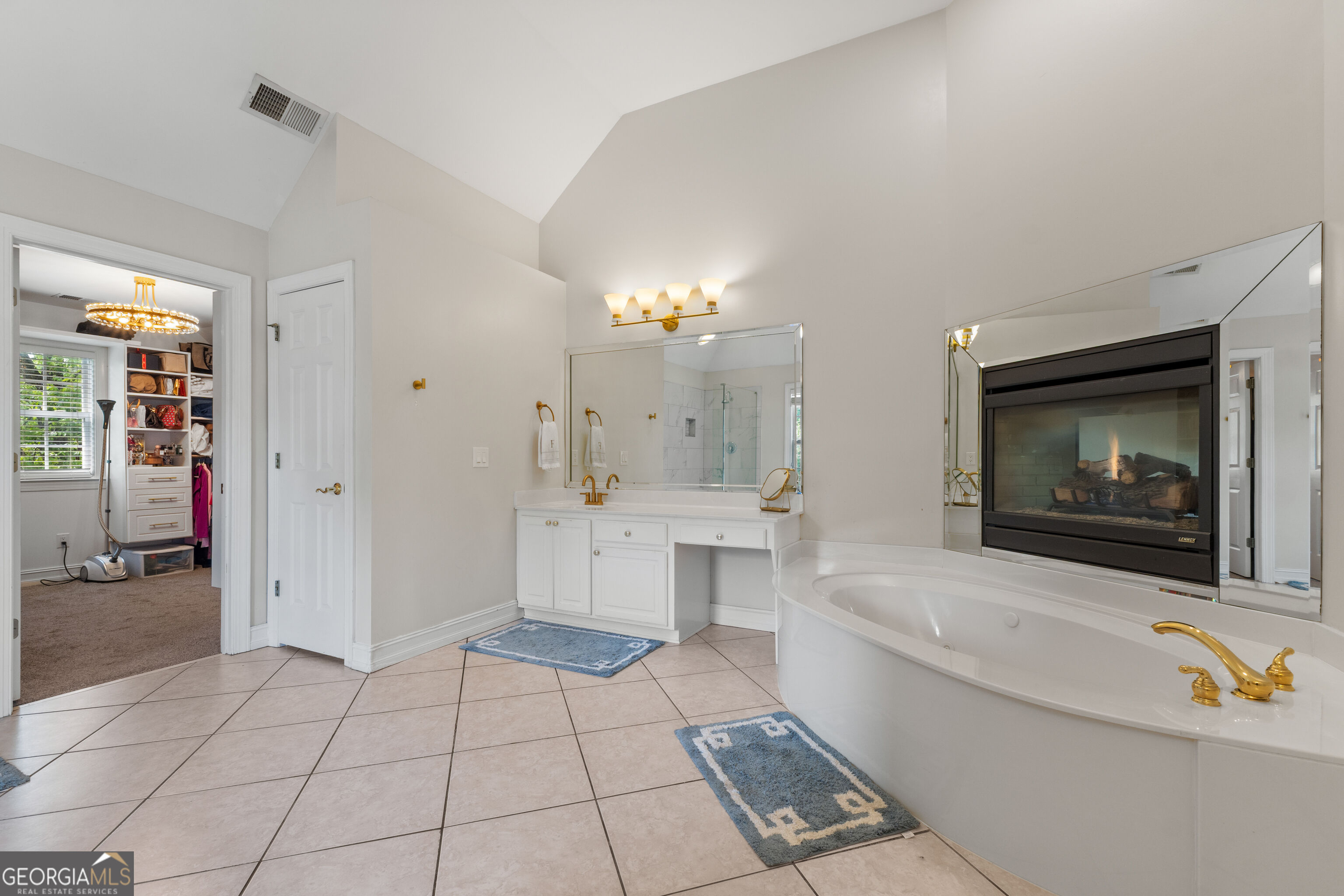 112 Turnberry Circle Property Photo 16