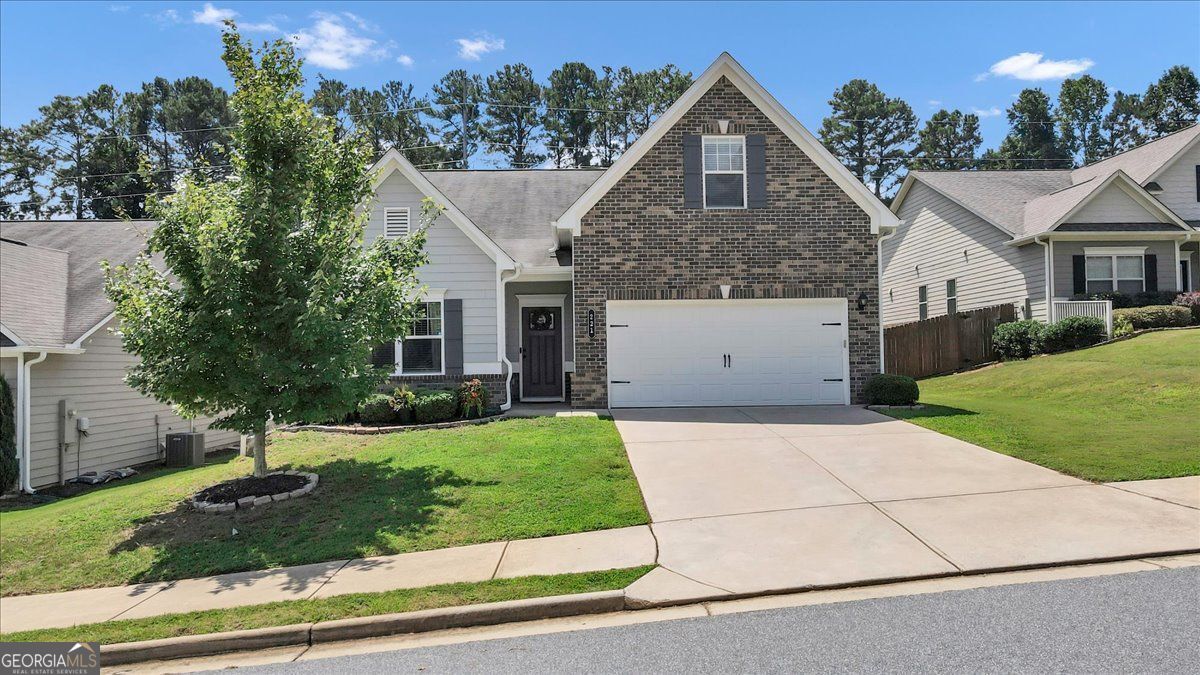 221 Woodford Drive Property Photo 40
