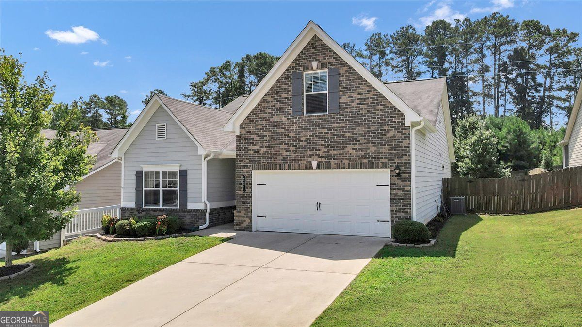221 Woodford Drive Property Photo 41