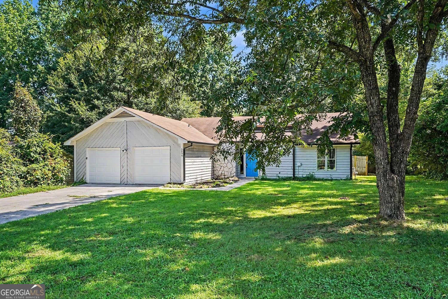3099 Shoal Creek Court Property Photo 3