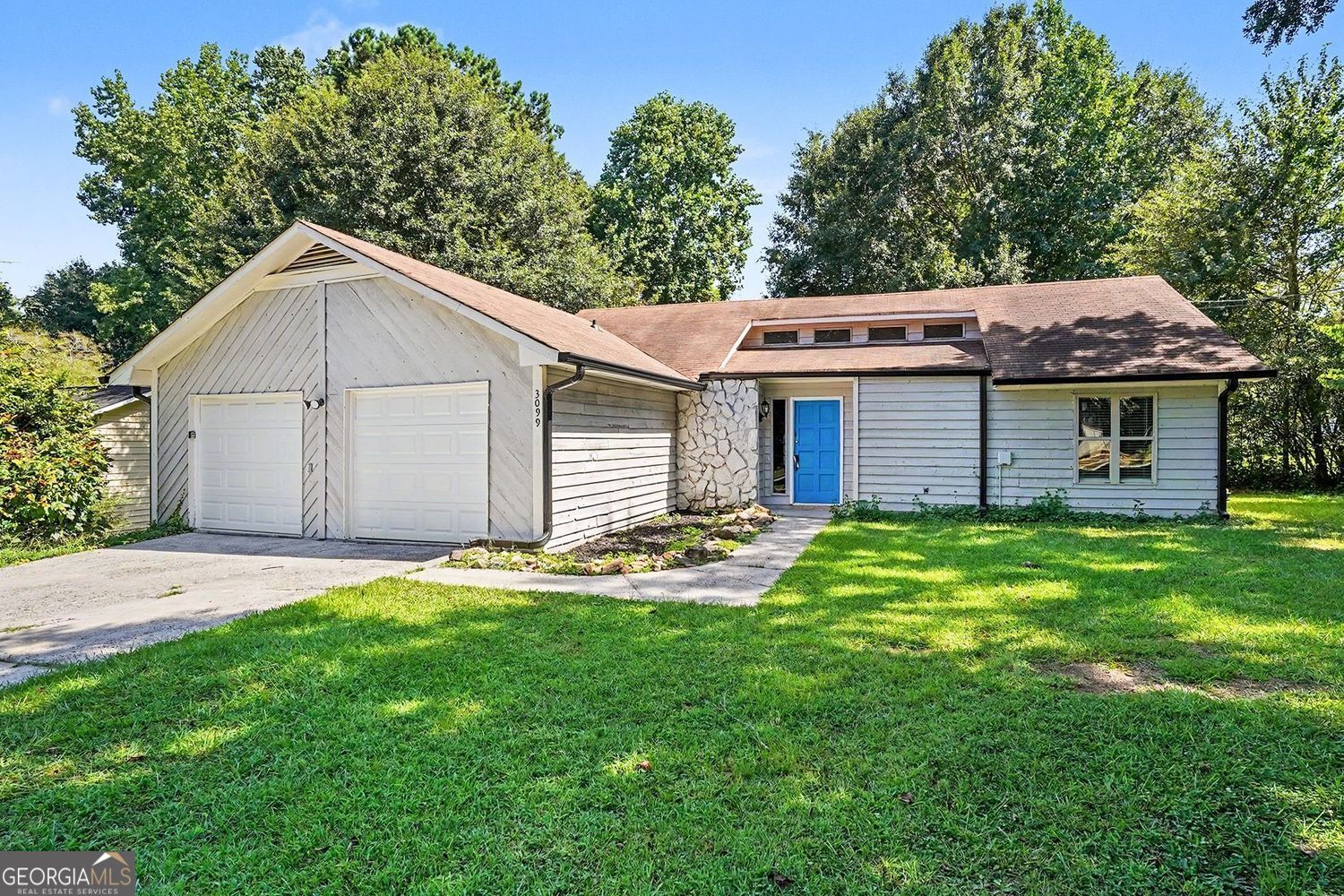 3099 Shoal Creek Court Property Photo 4
