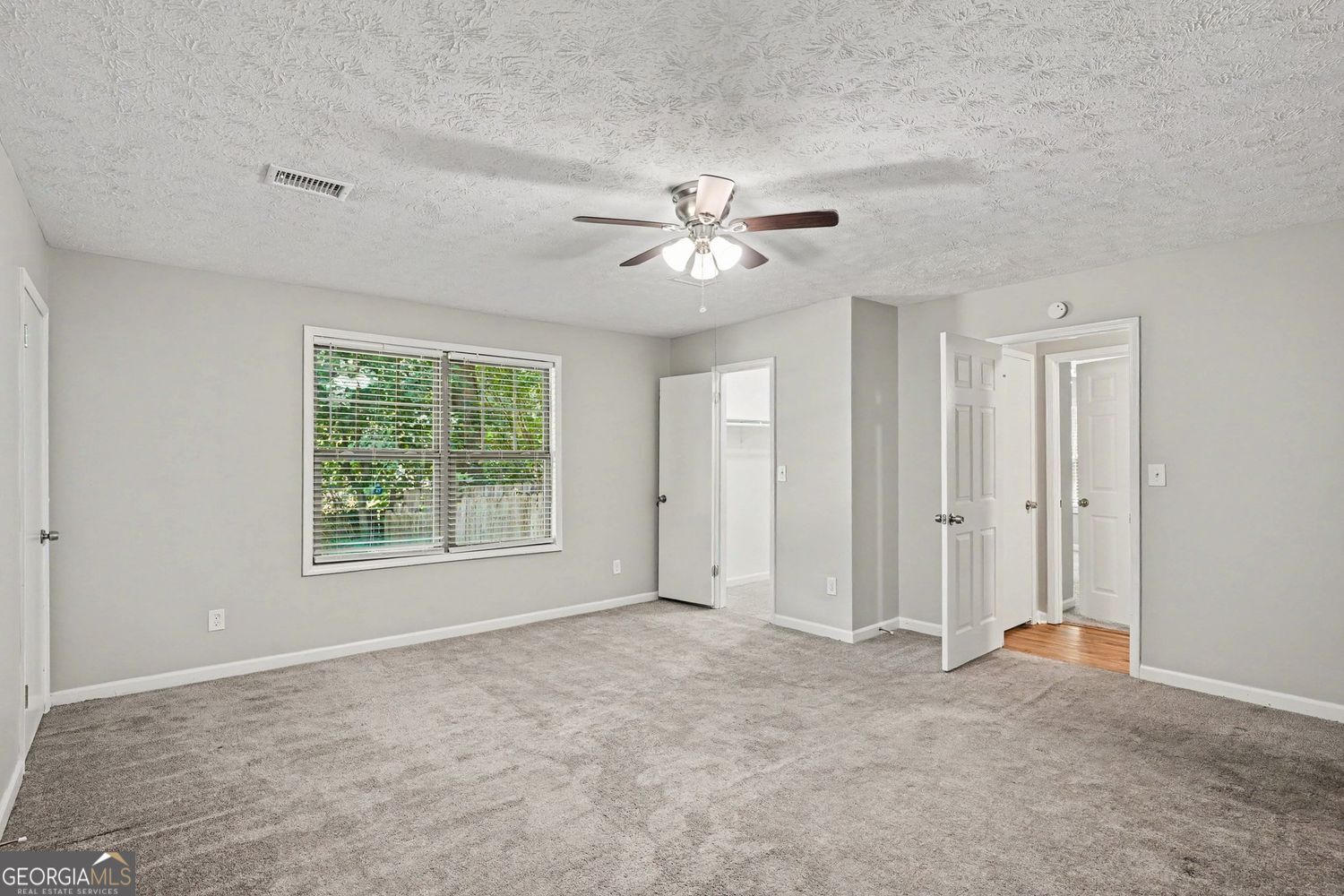 3099 Shoal Creek Court Property Photo 17