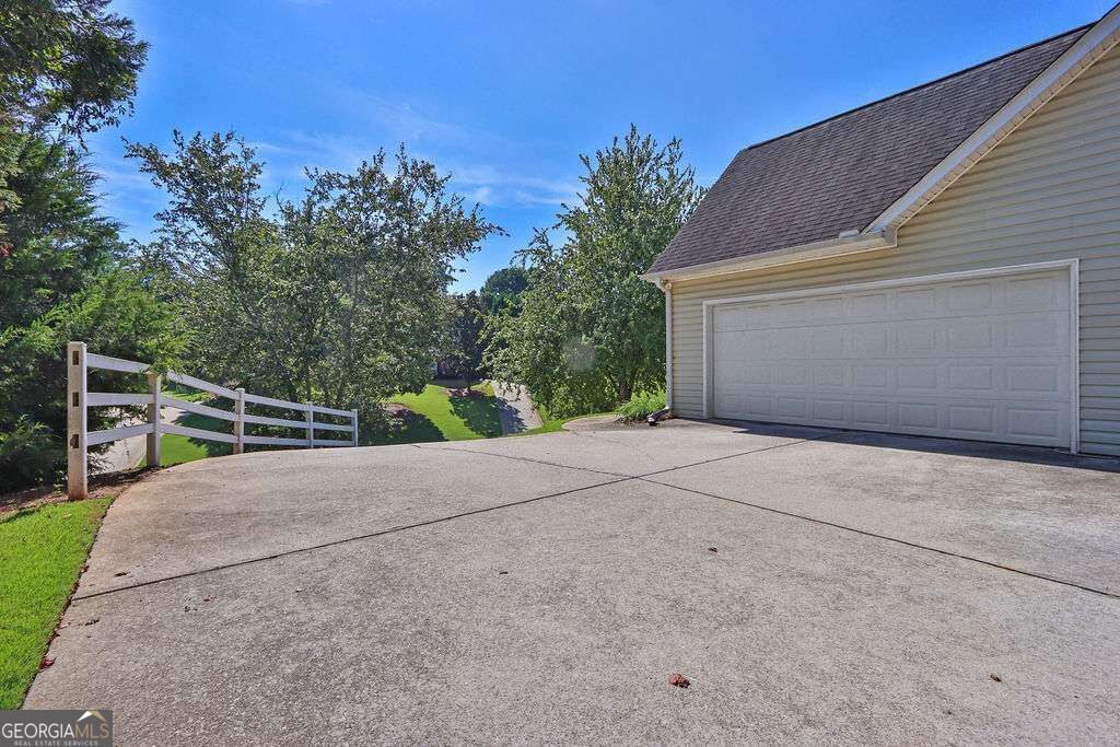 4337 Shag Bark Trail Property Photo 39