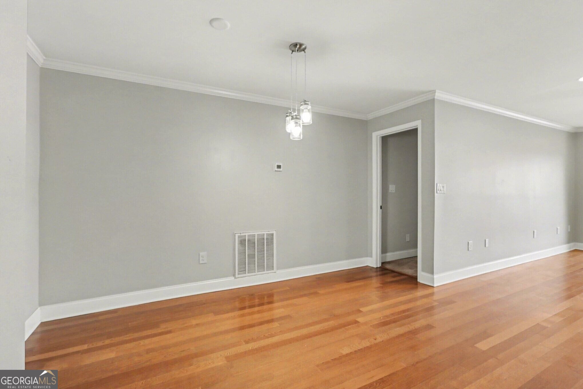 1202 Pine Heights Drive Property Photo 16