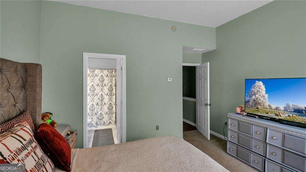 398 Pine Hill Place Property Photo 10