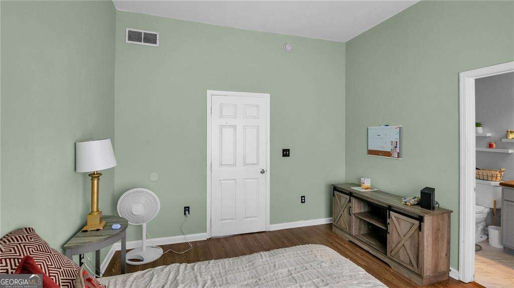 398 Pine Hill Place Property Photo 14