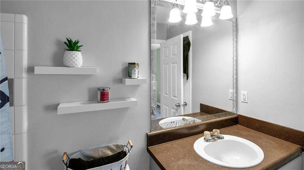 398 Pine Hill Place Property Photo 16