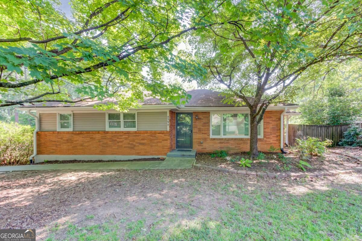 4594 Chamblee Tucker Road Property Photo 1