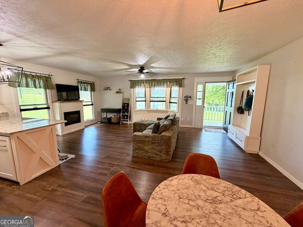 4886 Buchanan Highway Property Photo 14