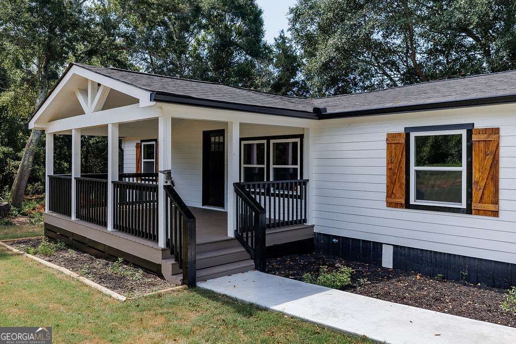1691 Plantation Road Property Photo 1