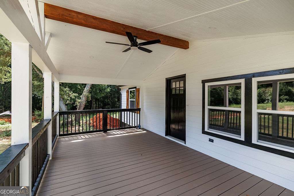 1691 Plantation Road Property Photo 2