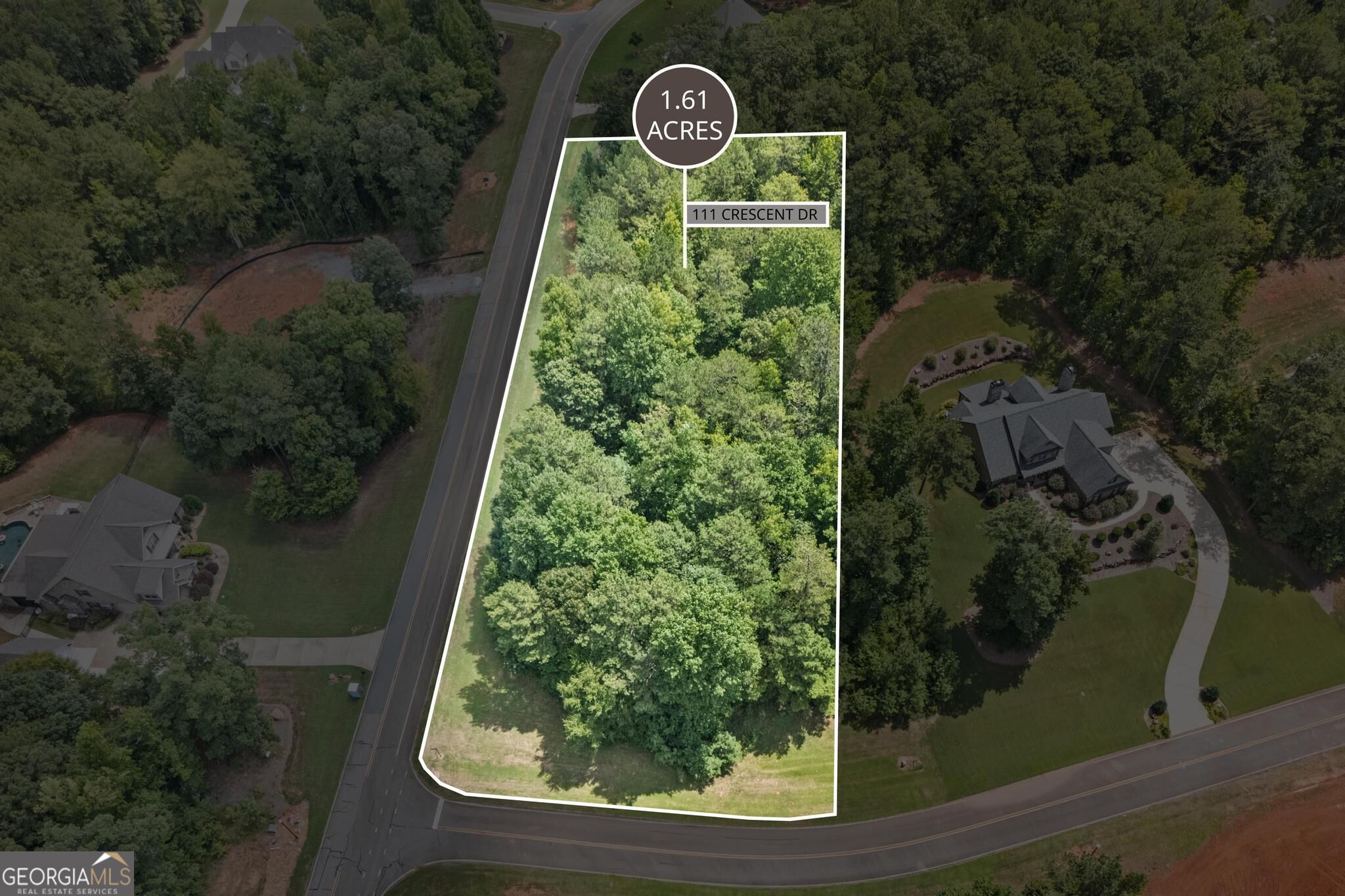 111 Crescent Drive Property Photo 1