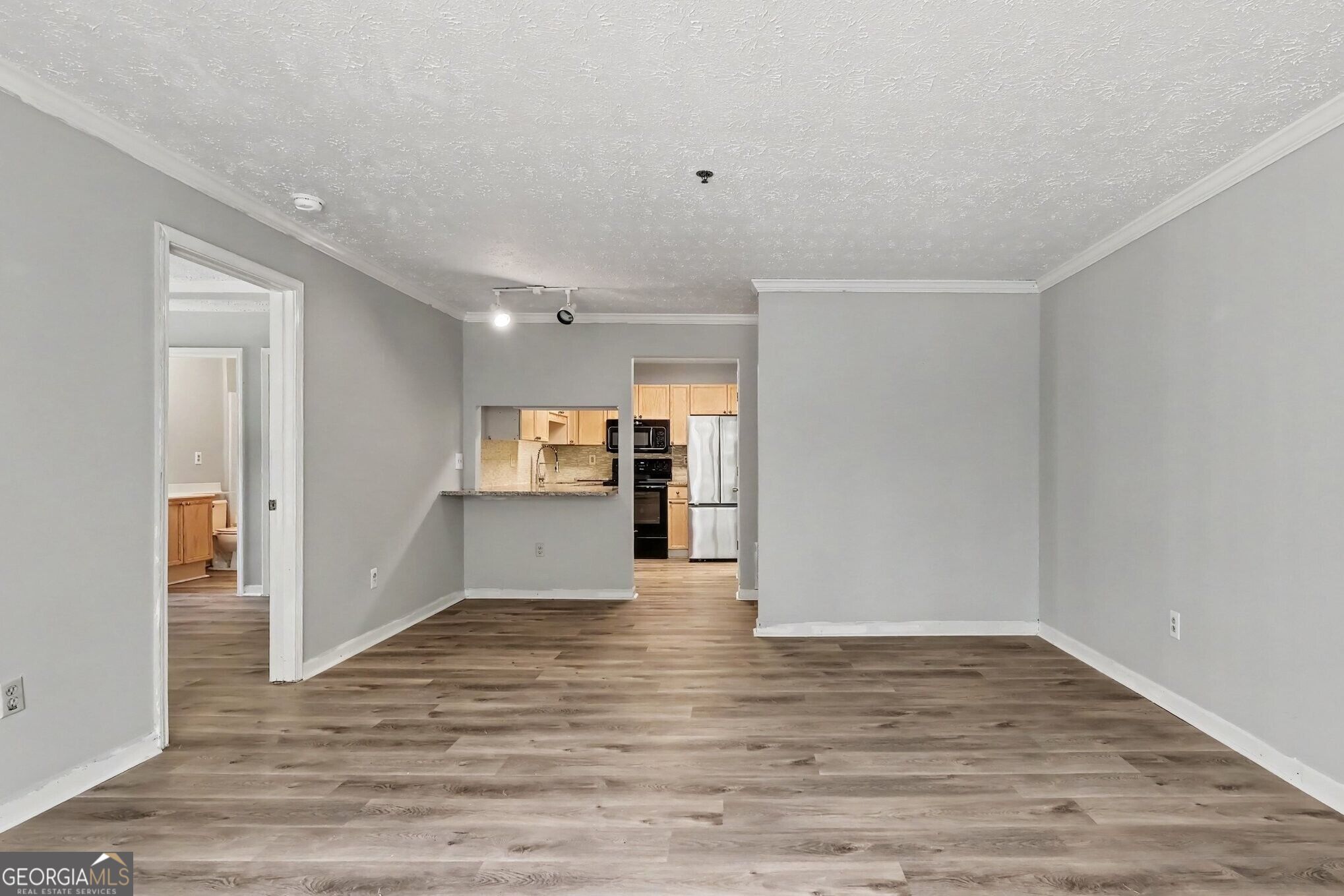 121 Bentley Place Property Photo 14