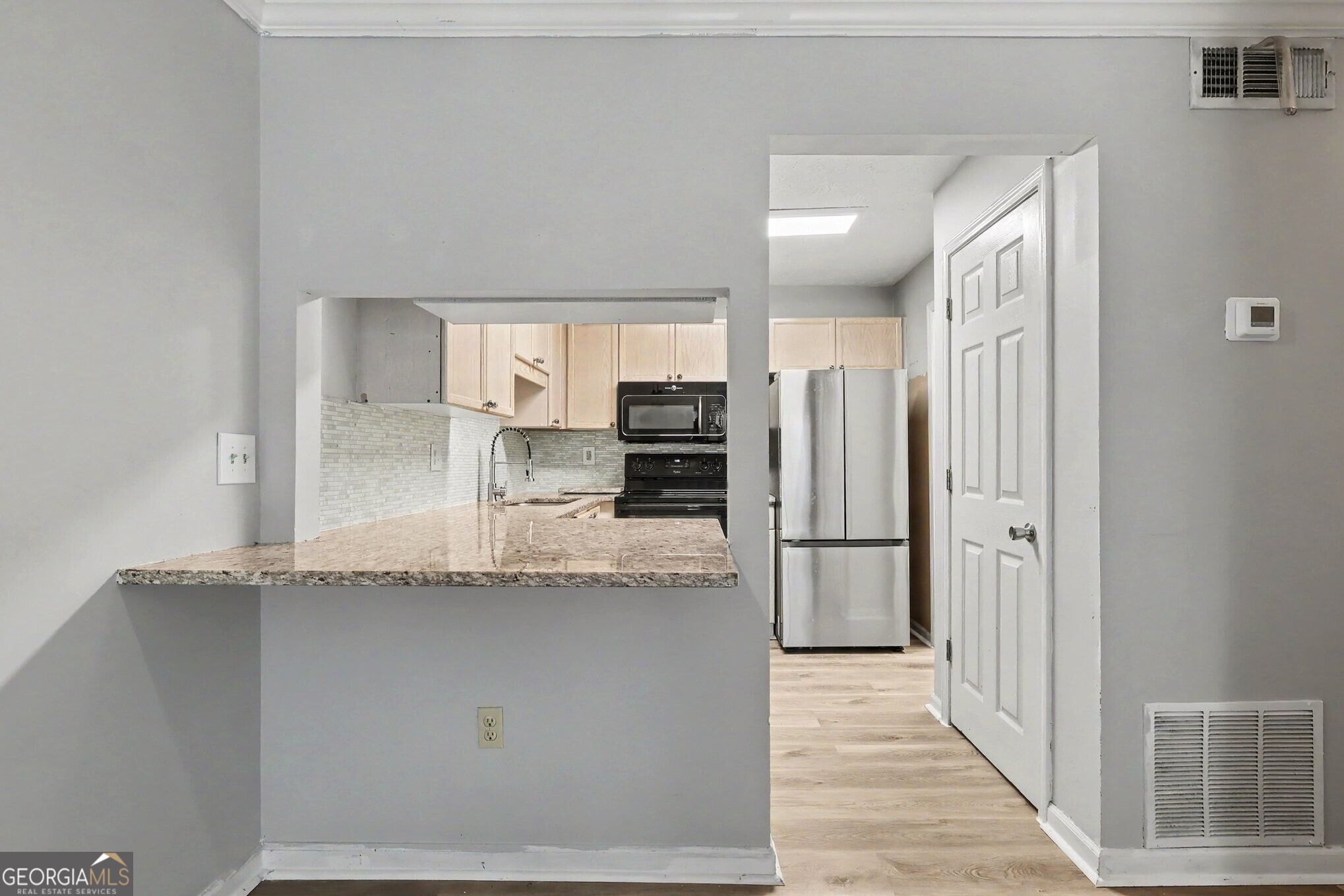 121 Bentley Place Property Photo 15