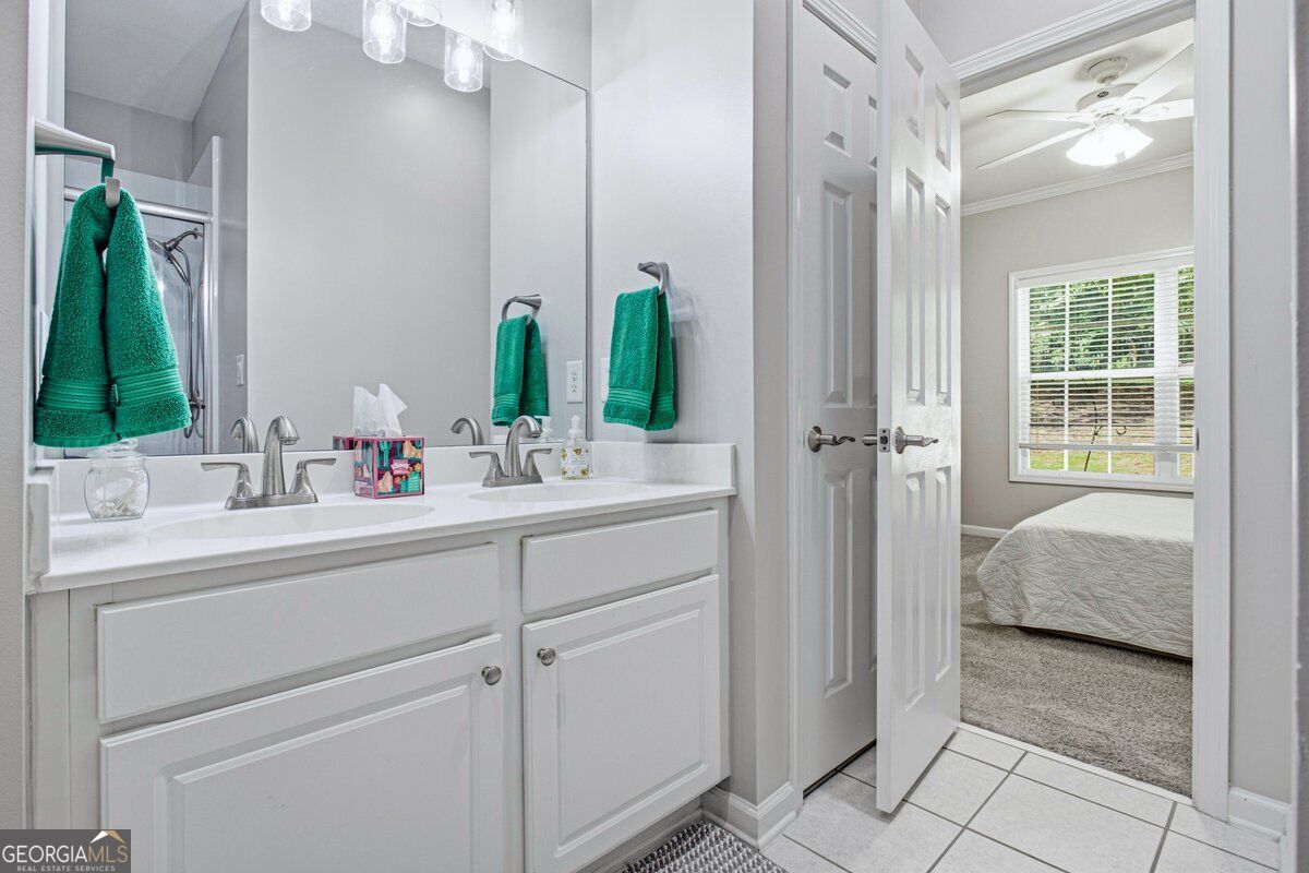 2305 Hawthorne Trace Property Photo 49