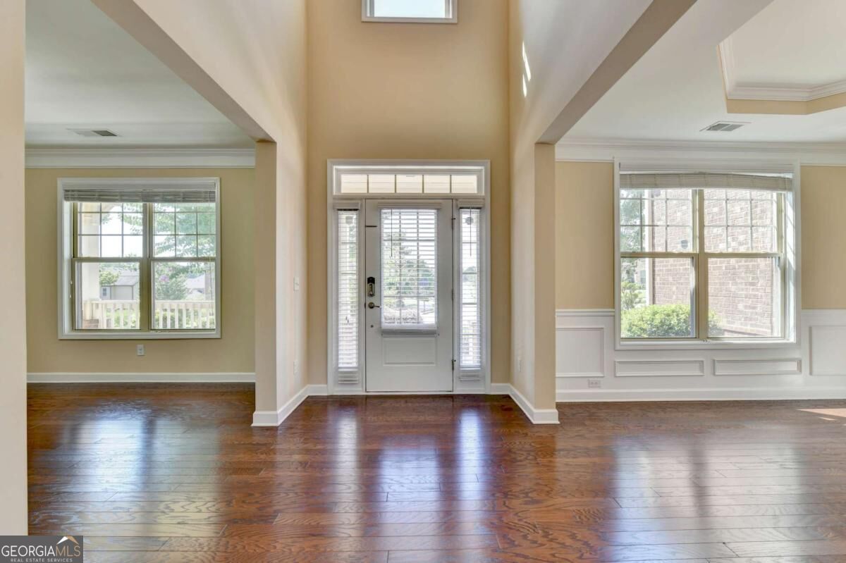 1705 Blackstone Avenue Property Photo 4