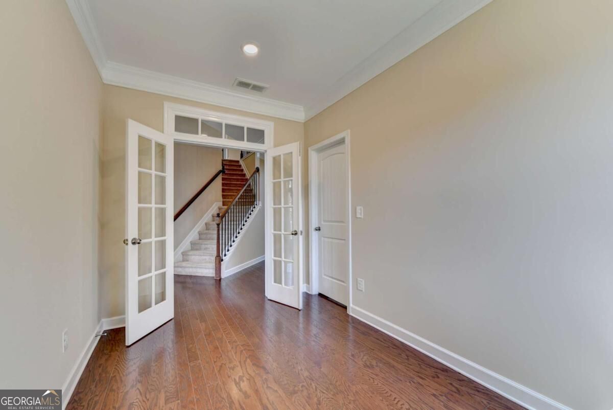 1705 Blackstone Avenue Property Photo 13