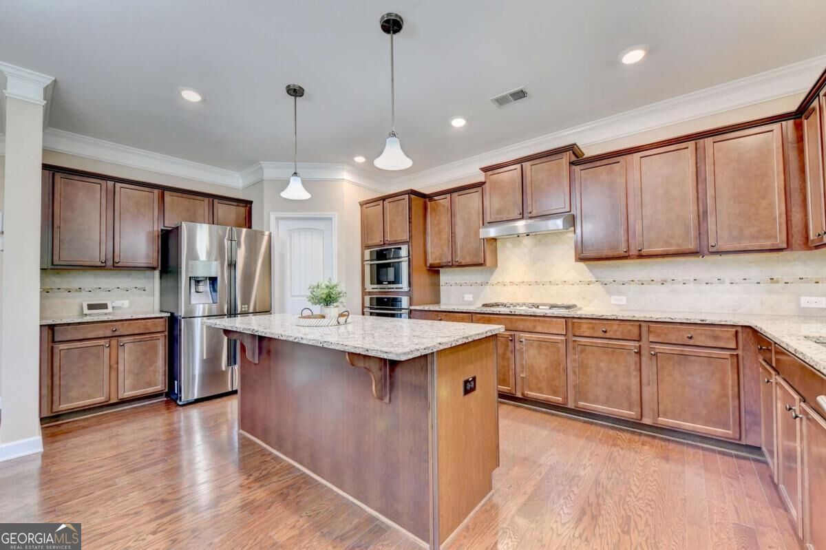 1705 Blackstone Avenue Property Photo 19
