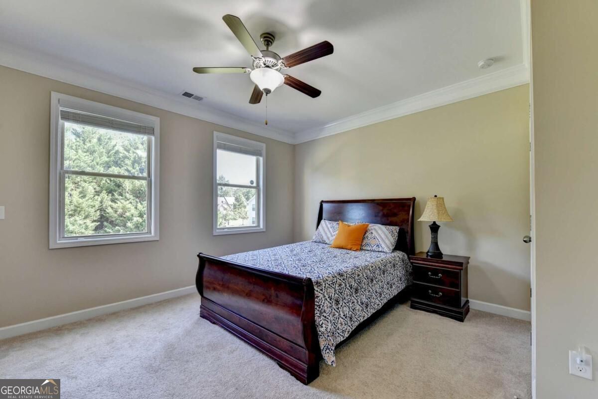 1705 Blackstone Avenue Property Photo 27