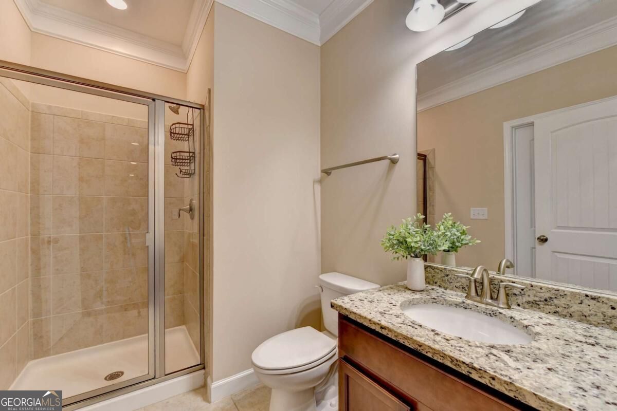 1705 Blackstone Avenue Property Photo 28