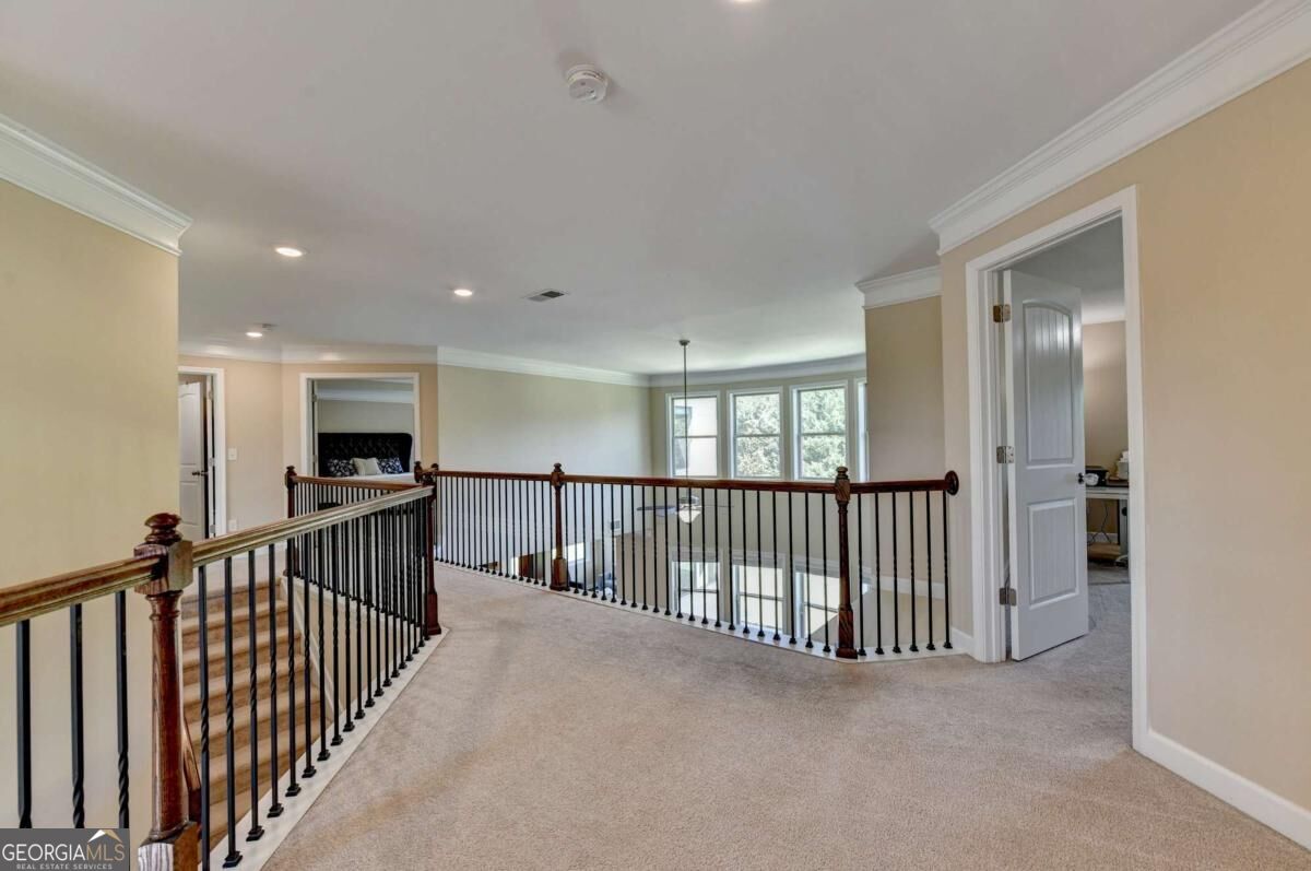 1705 Blackstone Avenue Property Photo 30