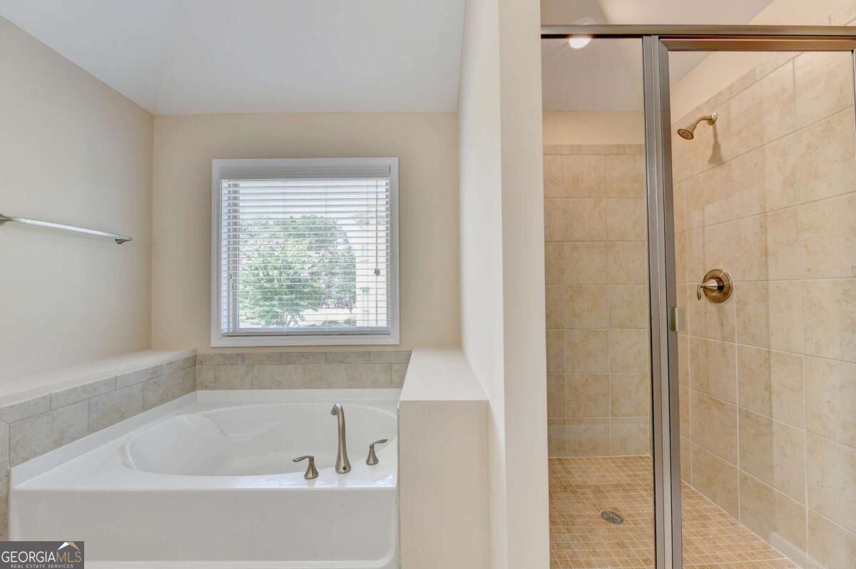 1705 Blackstone Avenue Property Photo 36