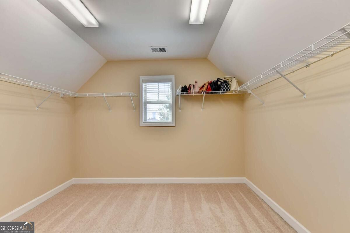 1705 Blackstone Avenue Property Photo 39