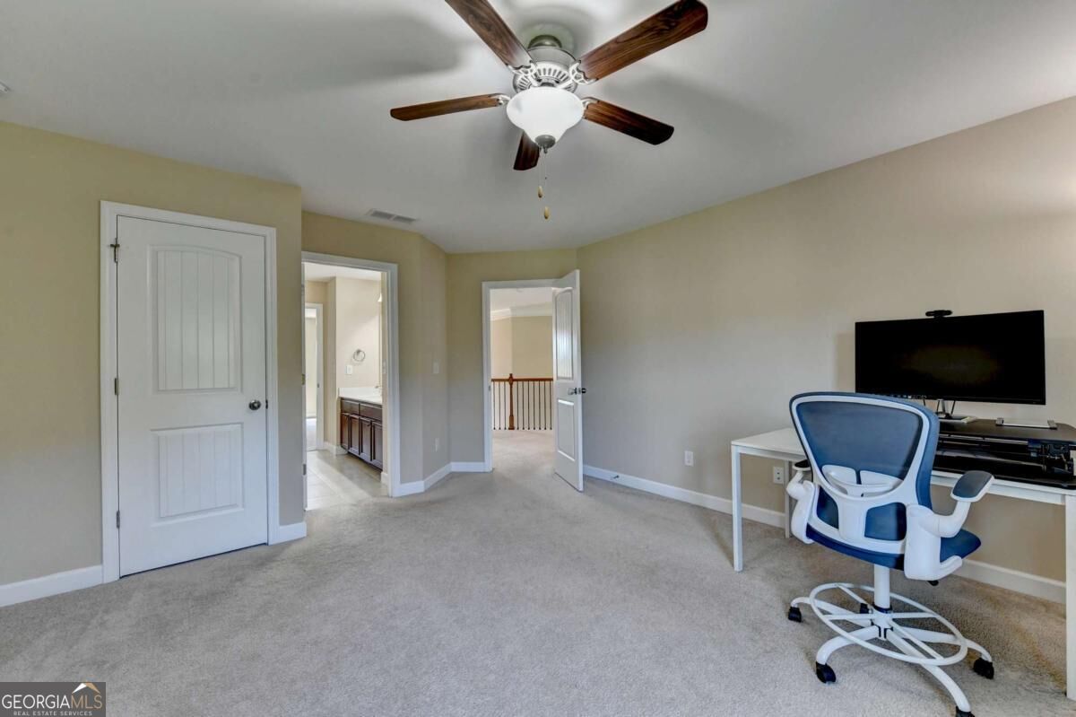 1705 Blackstone Avenue Property Photo 46
