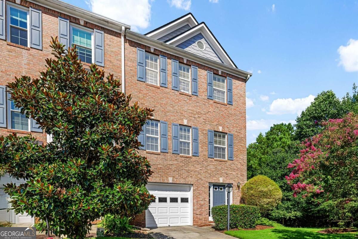2209 Mill Garden Place Property Photo 2