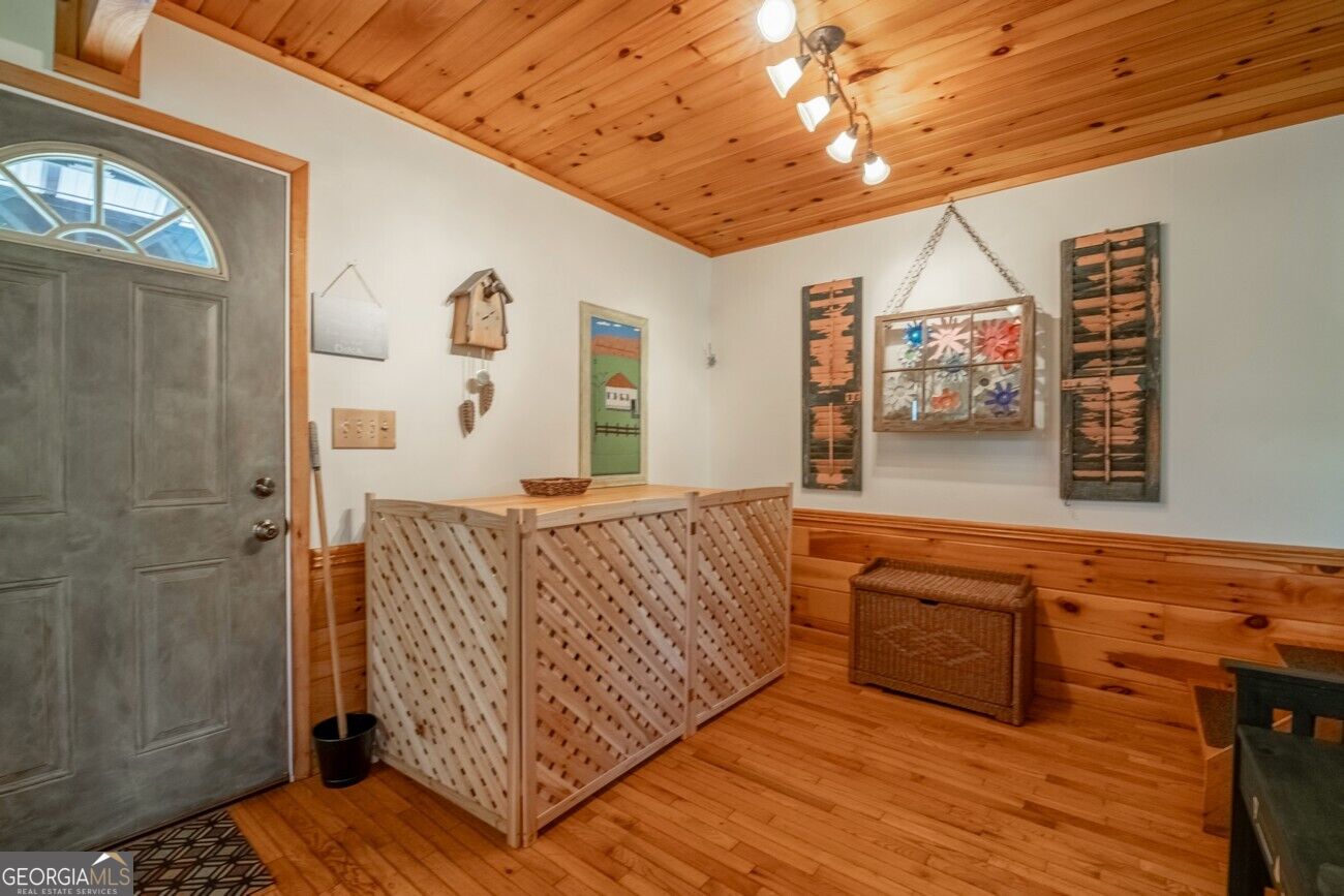 115 Lakeview Drive Property Photo 15