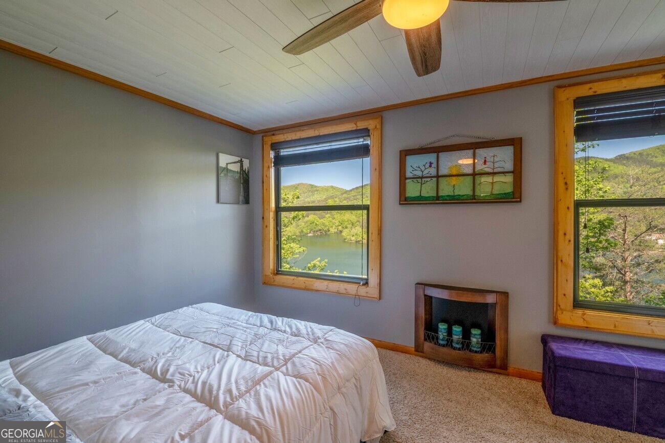115 Lakeview Drive Property Photo 18