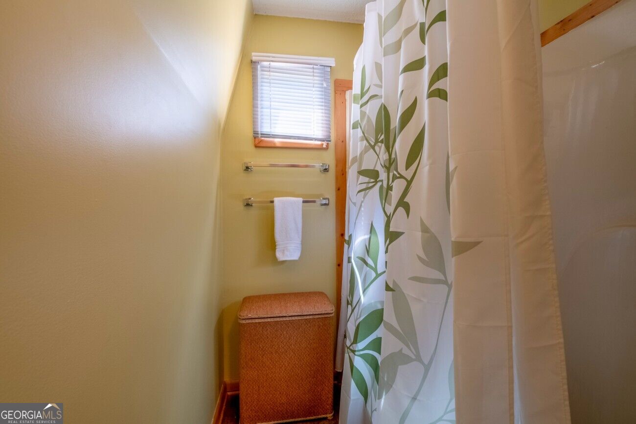 115 Lakeview Drive Property Photo 21