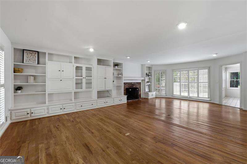 7140 Duncourtney Drive Property Photo 6