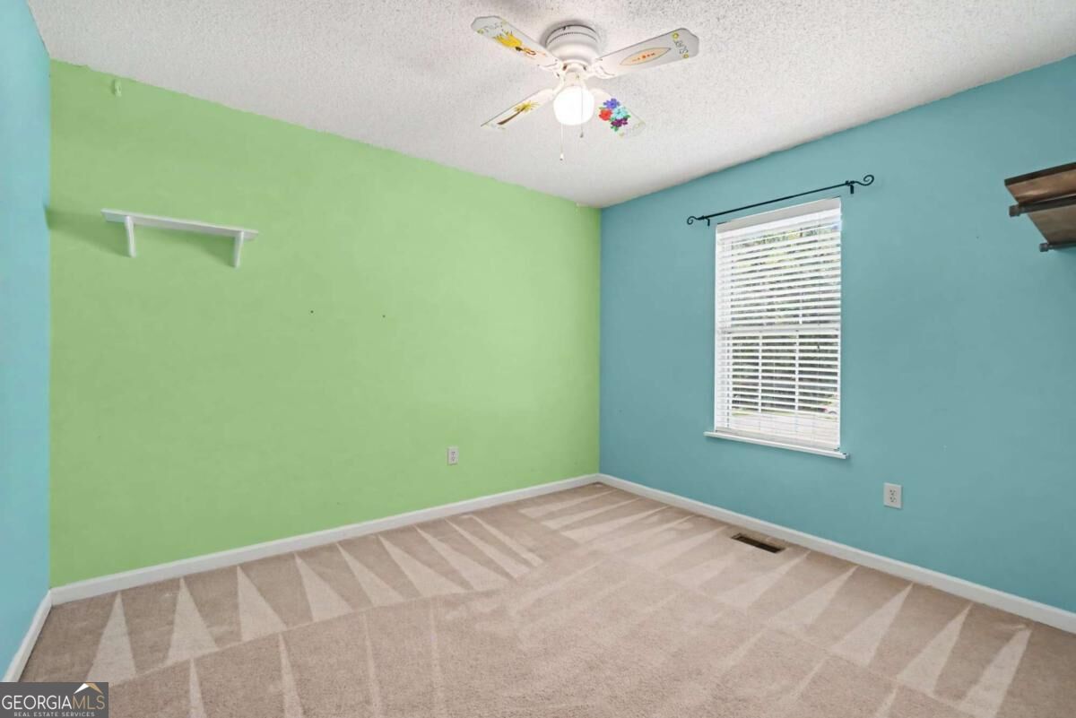 202 Johnstons Drive Property Photo 14