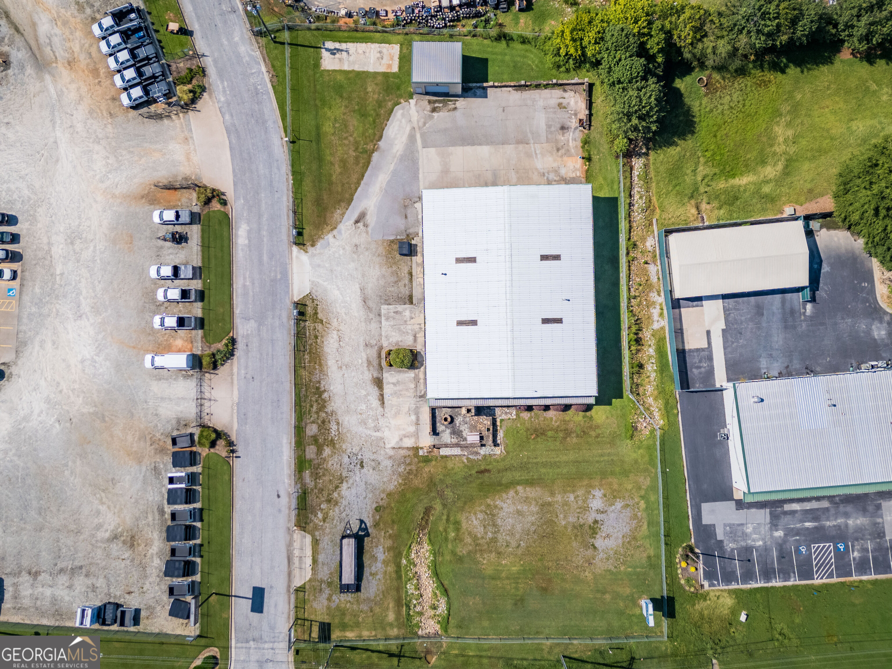 1585 Access Road Property Photo 11