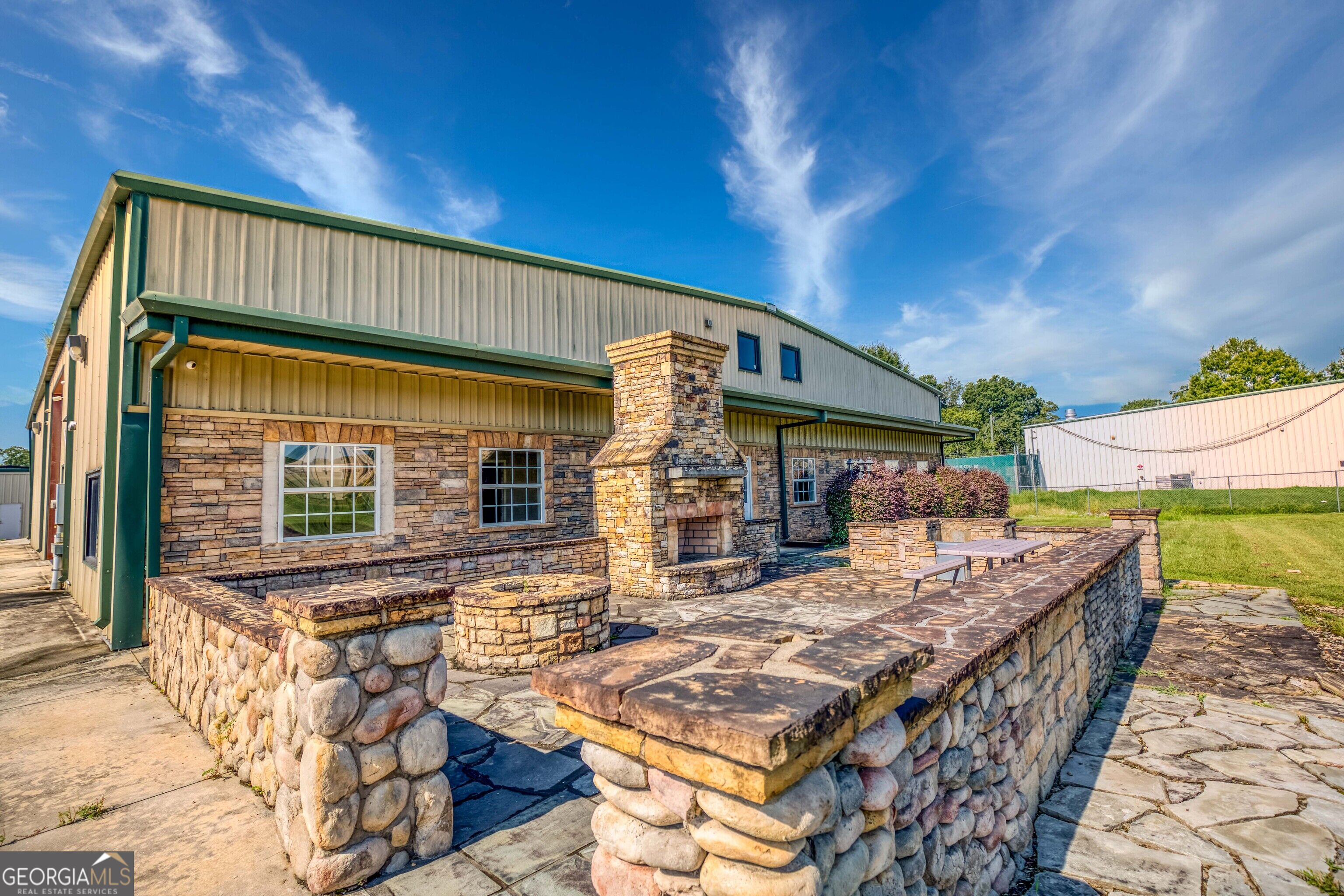 1585 Access Road Property Photo 13